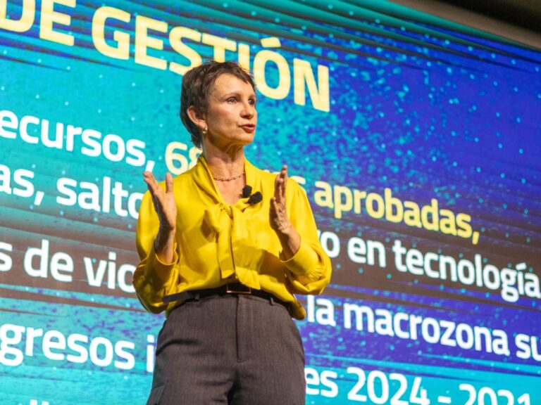 Carolina Tohá y Jaime Quintana representan al PPD en Seminario Nacional contra el Comercio Ilícito